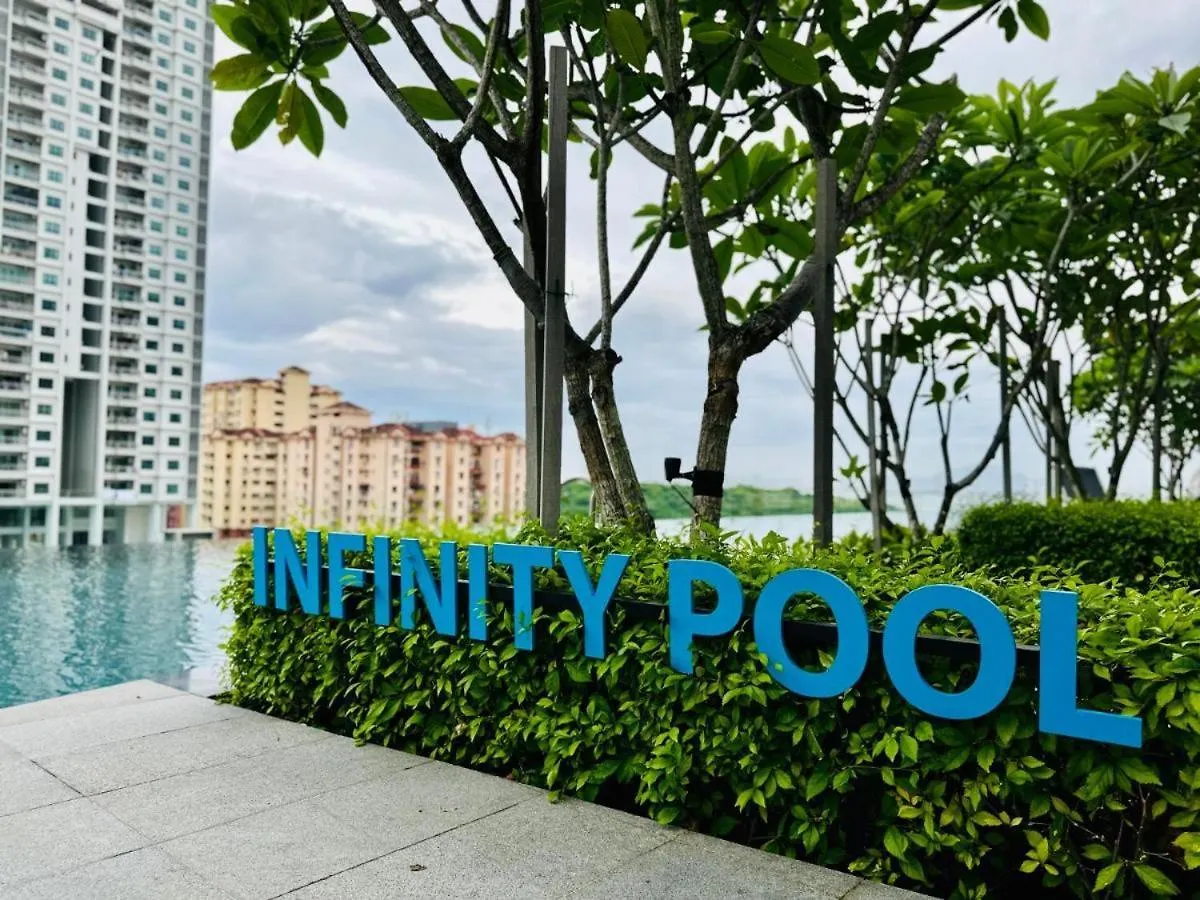 Urban Suites Georgetown Penang - Sea View & Georgetown View - High Floor - Exclusive & Cozy Stay Appartement George Town